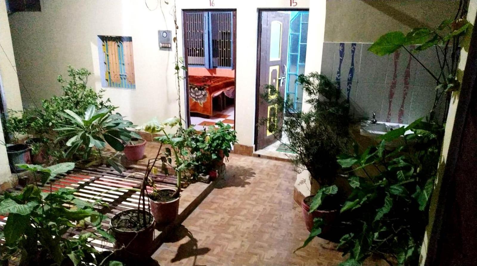 Tiwari Palace Modern Vision Guest House 瓦拉纳西 外观 照片