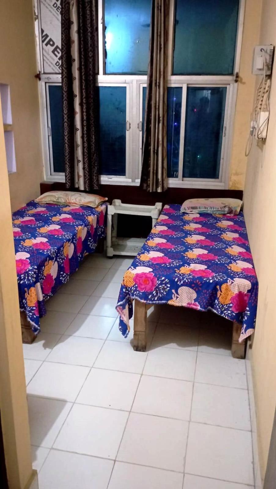 Tiwari Palace Modern Vision Guest House 瓦拉纳西 外观 照片